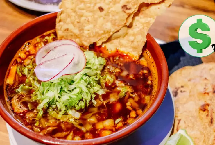 Toma asiento antes de conocer el precio real del pozole para las pr&oacute;ximas Fiestas Patrias 