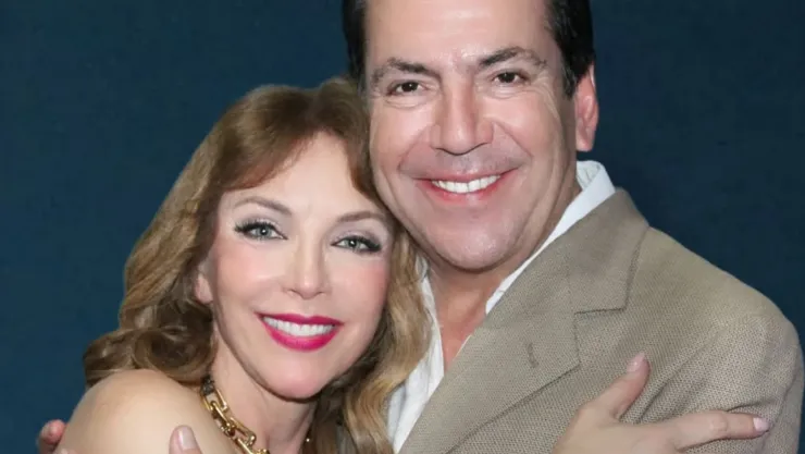 Laura Flores y Lalo Salazar confirman su romance.jpg