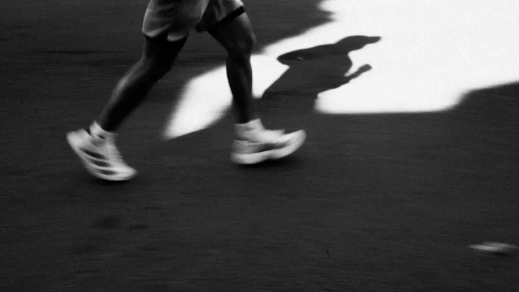 Maratón CDMX 2026: cómo evitar “estrellarte” y quedarte sin energía