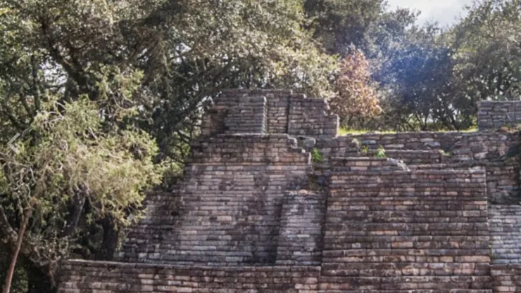 toluquilla zona arqueologica.jpg