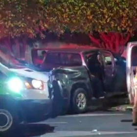Fuerte choque en la Zona Metropolitana de Guadalajara: Dos camionetas colisionan en Juárez y Enrique Díaz de León; hay 4 heridos