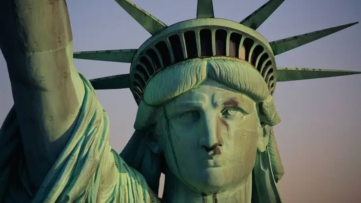 Qué significa el color de la Estatua de la Libertad