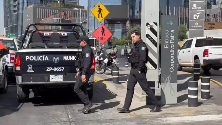 Balacera en gimnasio de plaza comercial de Zapopan deja 2 muertos