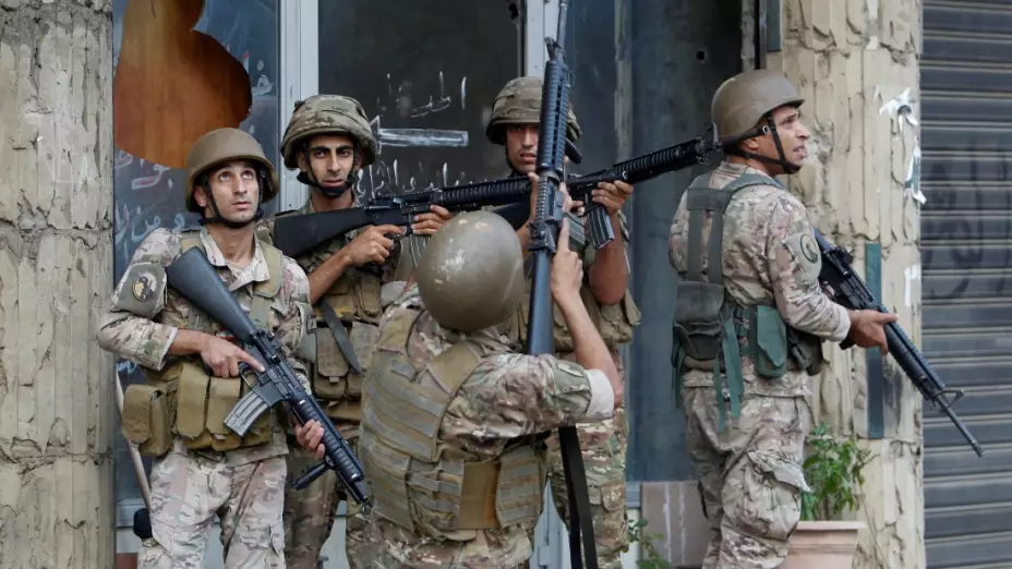soldados beirut chiíes.jpg