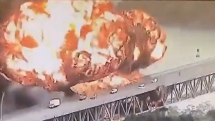 Explosión de camión cisterna en La Boca, Panamá, provoca incendio y cierre del Puente de las Américas HOY 6 de abril