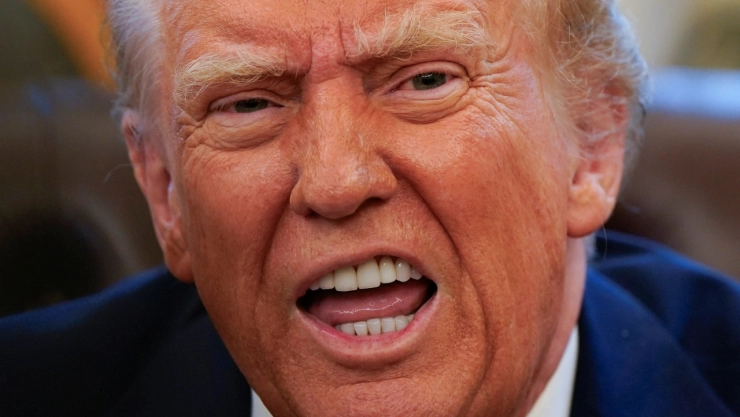 Trump confirma aranceles del 25% a México y Canadá