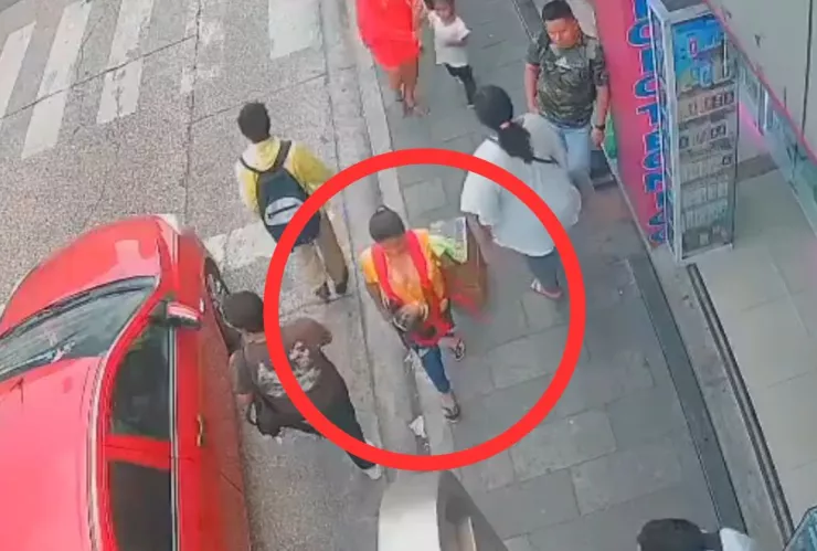 Una madre falleció al recibir una bala perdida en Guayaquil mientras protegía a su bebé