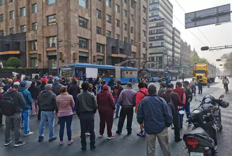 jubilados-eje-central-cdmx