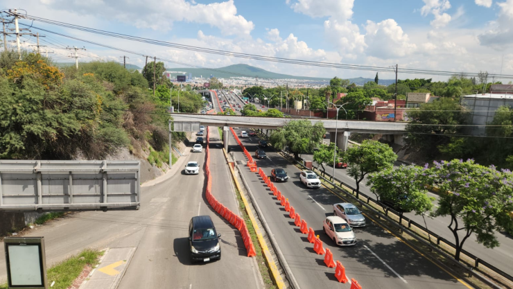 Habilitan dos carriles más en Bernardo Quintana hoy jueves 13 de agosto de 2026