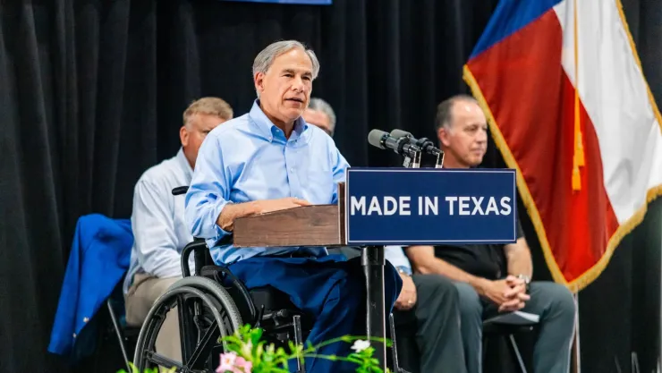 El gobernador de Texas, Greg Abbott, durante un evento en junio de 2024.