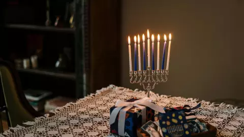 ¿Qué regalar en Hanukkah 2024?