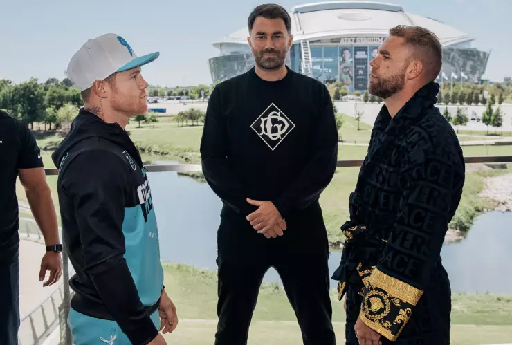 “Canelo” resiste provocaciones de Saunders: “Menos palabras, más acción”