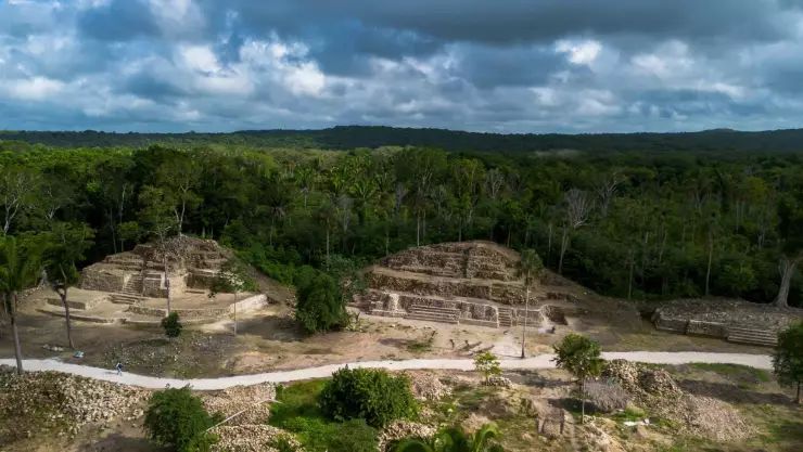 ¡Ichkabal abrirá sus puertas al mundo! Firman convenio para impulsar el turismo en la zona arqueológica