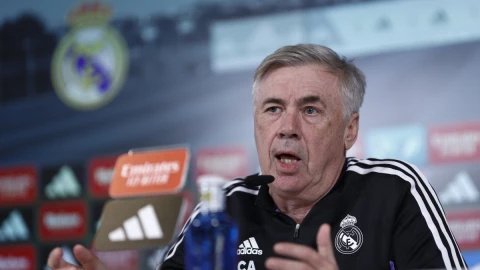 Carlo Ancelotti en conferencia de prensa con el Real Madrid