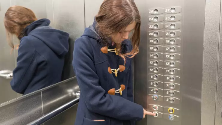 cae elevador de 12 metros