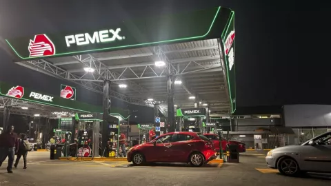 Reportan escasez de gasolina en Hidalgo y Puebla
