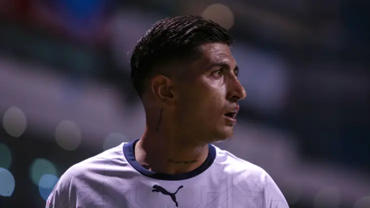 Víctor Guzmán con las Chivas