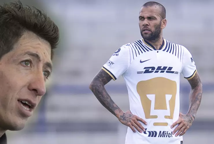 Pikolín Palacios en conferencia - Dani Alves jugando con los Pumas