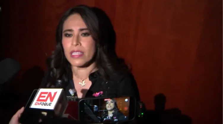 Simey Olvera busca la presidencia de Estudios Legislativos tras Enrique Inzunza.