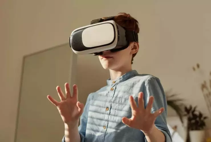 Niño que mató a su mamá por set de realidad virtual, no se arrepiente