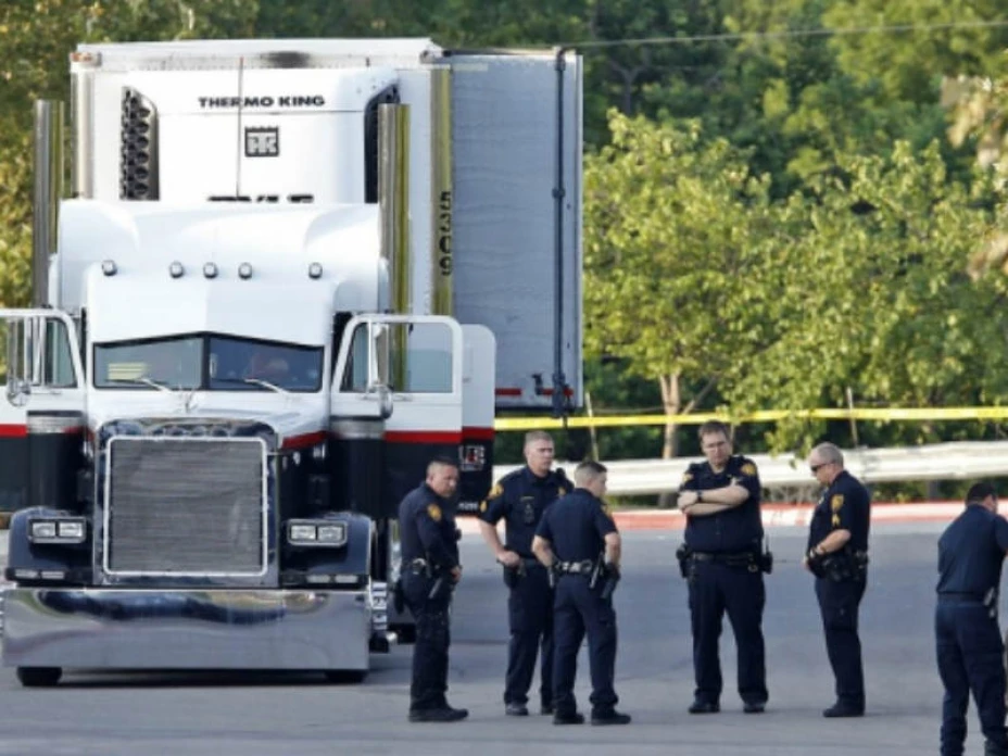 Encontraron nueve migrantes muertos