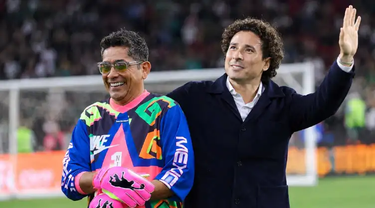 Jorge Campos y Memo Ochoa