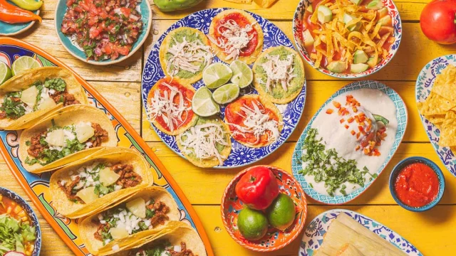 12 platillos emblemáticos de México 12 platillos emblemáticos de México