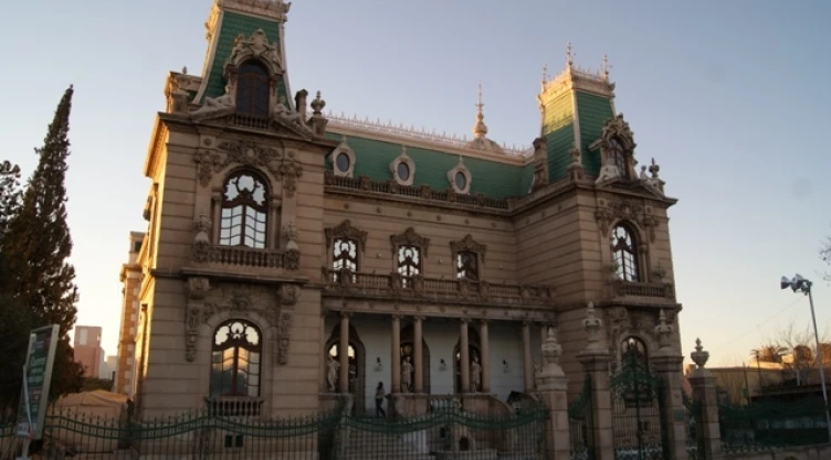 Casa Requena, obra maestra del Art Nouveau