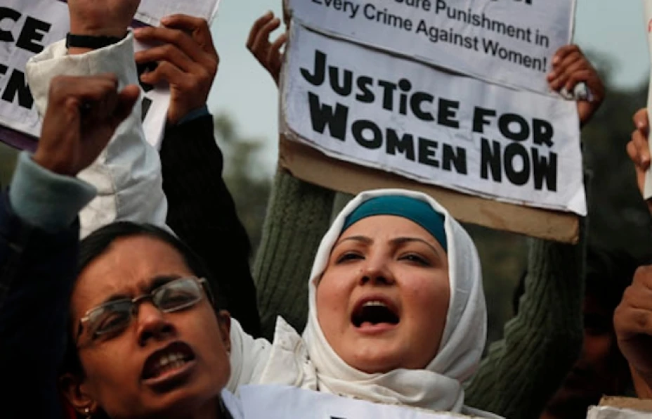 Protesas en la India por violación a estudiante