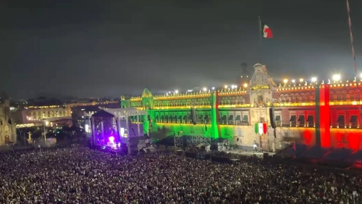 Grito de Independencia en CDMX hoy en el Zócalo.