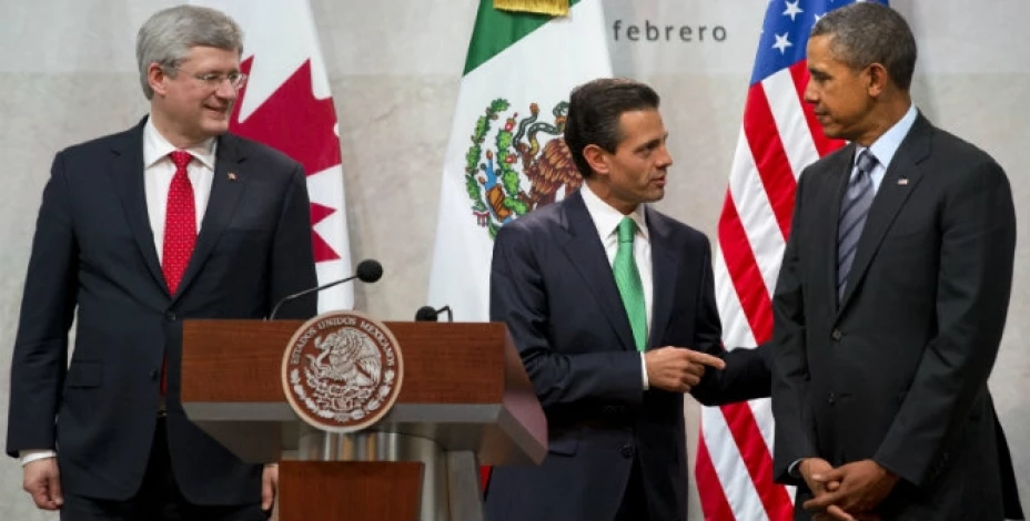 Un periódico atribuyó la cancelación a la malas relaciones que hay entre el ministro Stephen Harper y sus homólogos estadunidense y mexicano