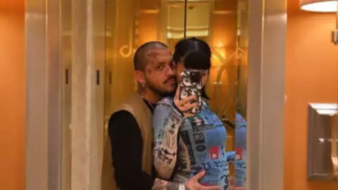 Christian Nodal y Cazzu.