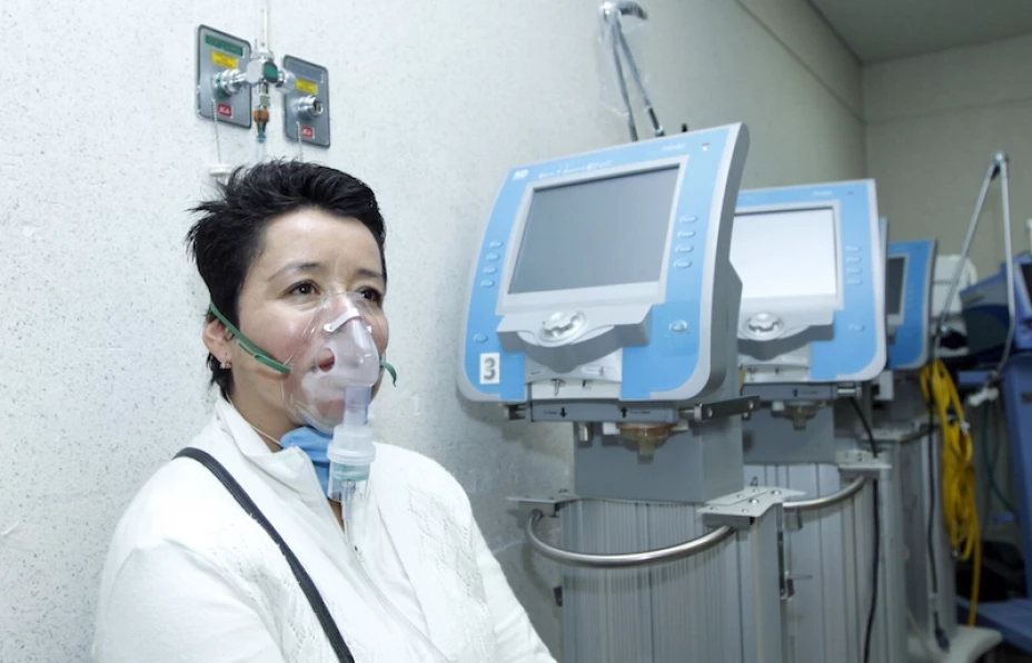 IMSS atiende a fumadores