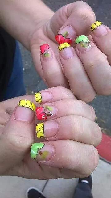 8 diseños de uñas originales para maestras que pueden utilizar en este regreso a clases