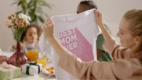 ¿Cuánto gastan los mexicanos el Día de las Madres?: Regalos para 10 de mayo 2025