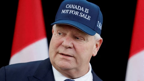 Canadá aplicará un recargo del 25% a la electricidad exportada a Estados Unidos