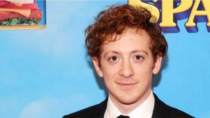Ethan Slater elogió la actuación de Ariana Grande en Wicked