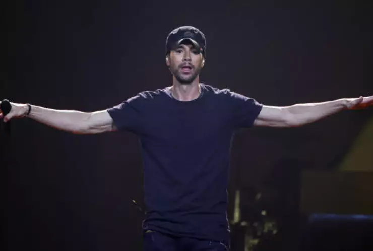enrique iglesias.jpg
