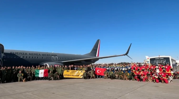 Turquía avión misión de rescate