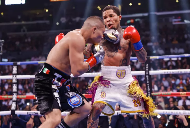 GervontabDavis contra Isaac Cruz1