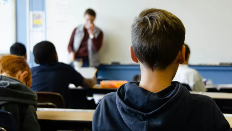 Vacaciones de Semana Santa 2025 ¿Cuándo es el último día sin clases para los estudiantes