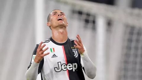 &iexcl;Cristiano Ronaldo fall&oacute; un penal ante el AC Mil&aacute;n!