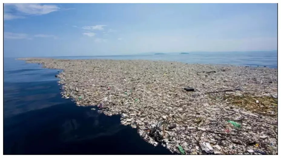 La isla de basura ubicada en el océano Pacífico