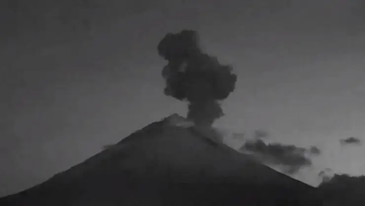 Advierten caída de ceniza por actividad en el Volcán Popocatépetl