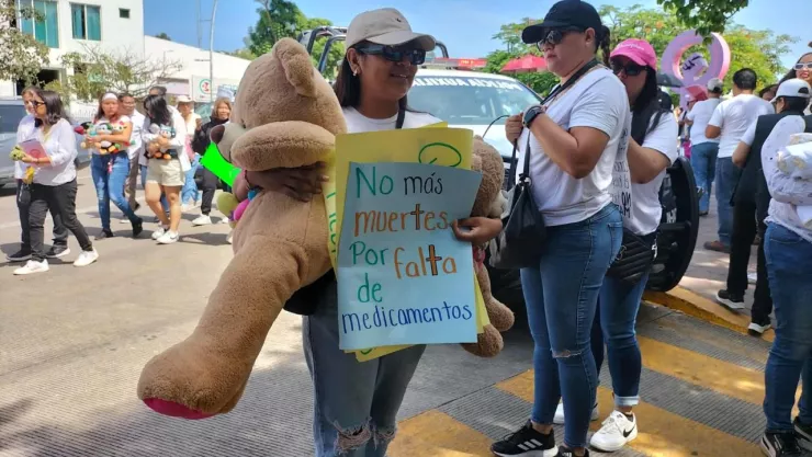Marcha contra el desabasto de medicamentos oncológicos hoy 10 de agosto