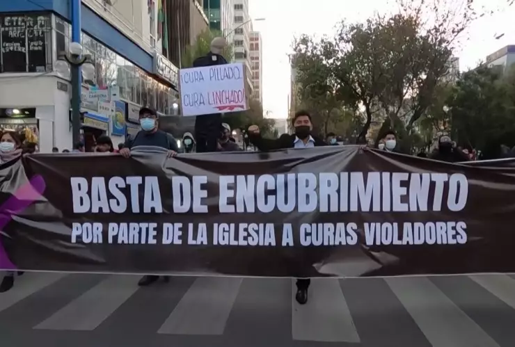 SACERDOTES-IGLESIA-DENUNCIAS-ABUSO-SEXUAL-ESCUELAS