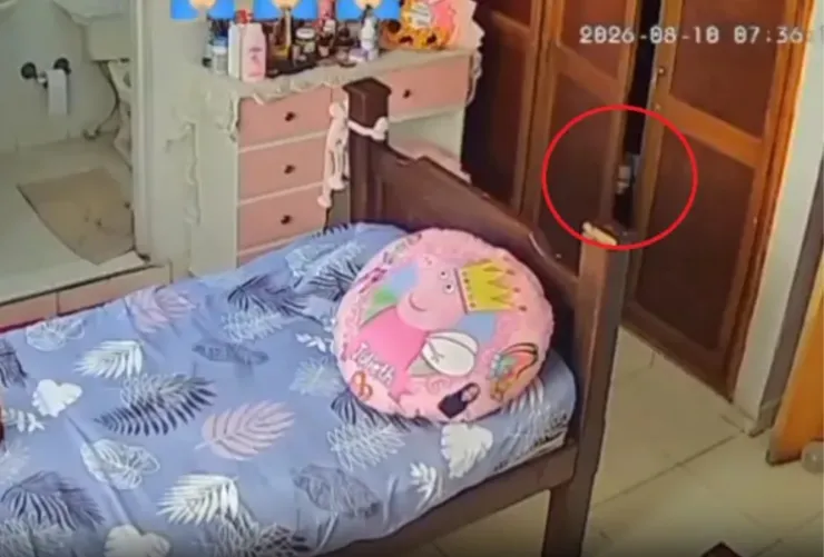 VIDEO ¿Fantasma durante el terremoto de Colombia Cámara de seguridad capta extraña figura
