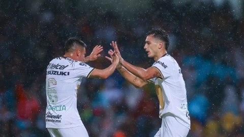 ¿Traición? Jugador de Pumas fue visto con camisa de Cruz Azul