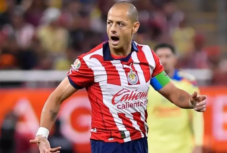 Chicharito confía que Chivas pueda vencer al América en el Estadio Azteca