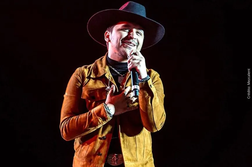 Christian Nodal.